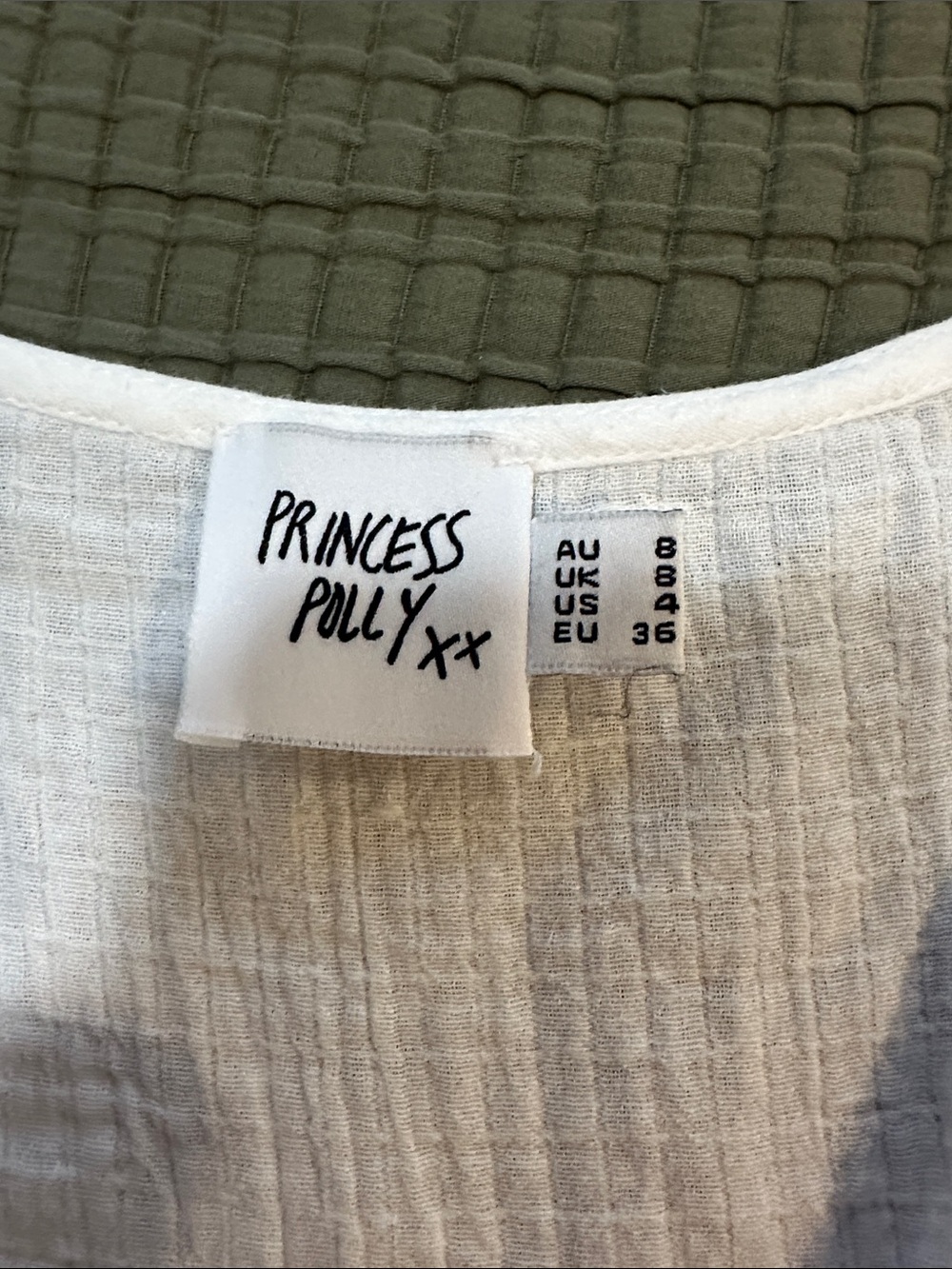 Princess Polly White Button-Front V-Neck Crop Tank - Picture 3 of 3